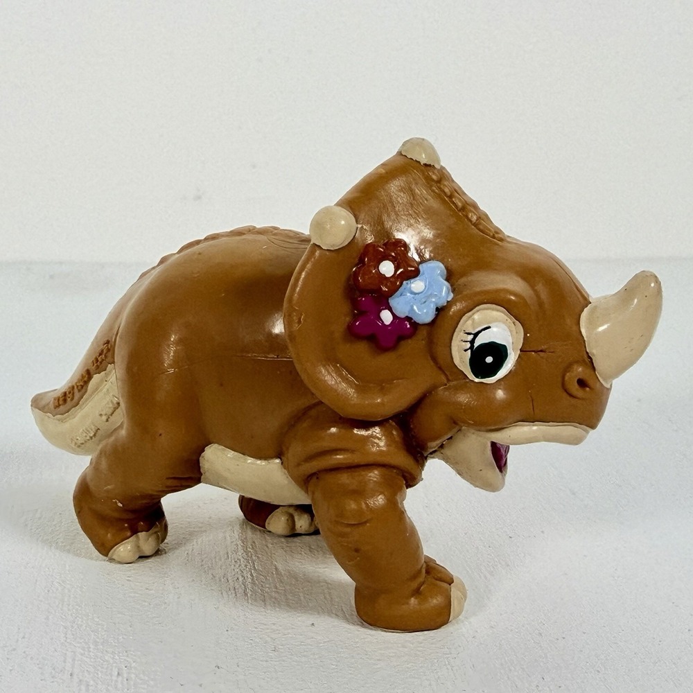 Vintage 1988 Amblin Land Before Time Cera Sarah 1.25 x 2.75" Collectible Figure